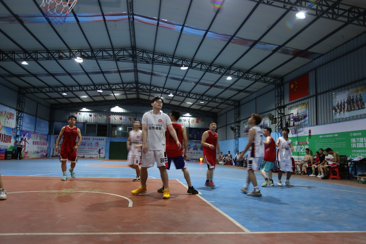 全民健身之“恒盛娱乐vs利人”兄弟友谊篮球赛