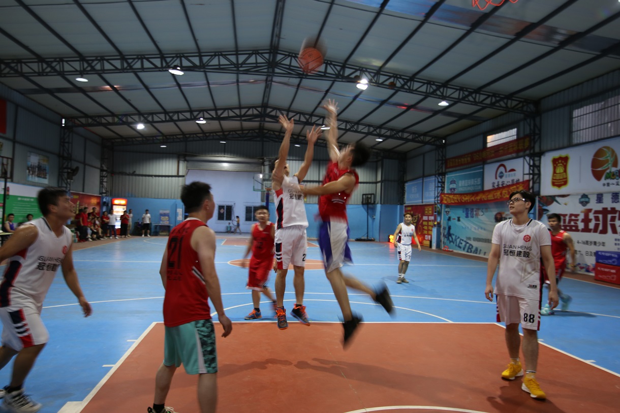 全民健身之“恒盛娱乐vs利人”兄弟友谊篮球赛
