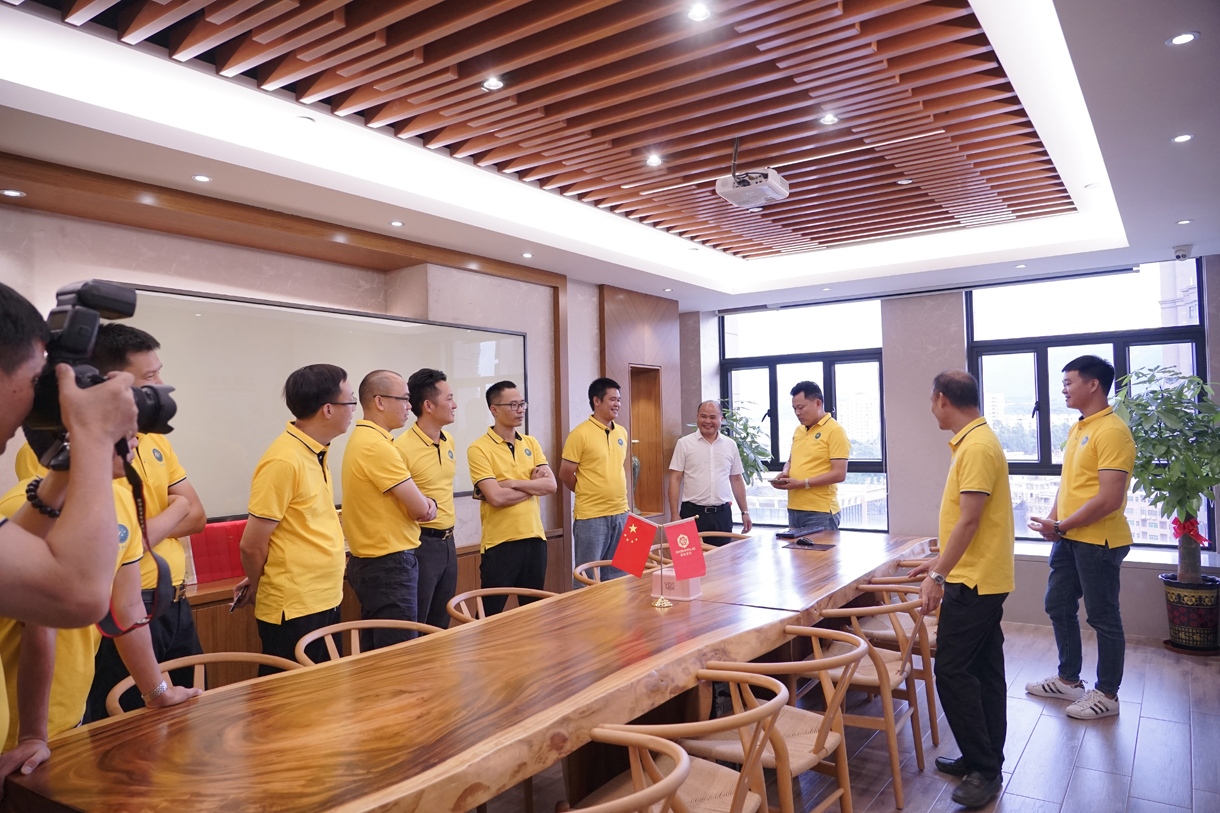 һӭݸ⴨̻ҵϻݰٲι۽