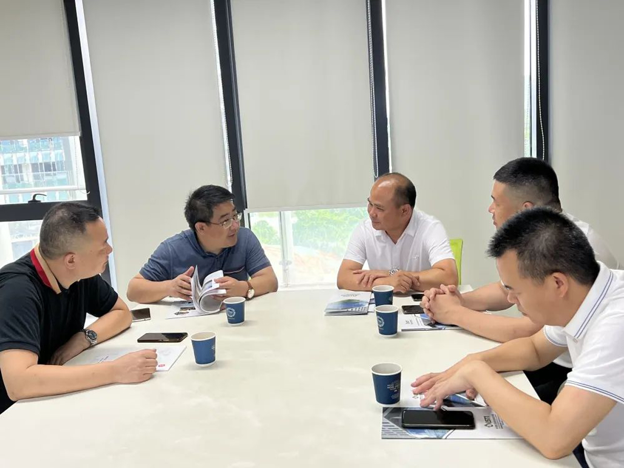 东莞理工科技创新研究院参观学习