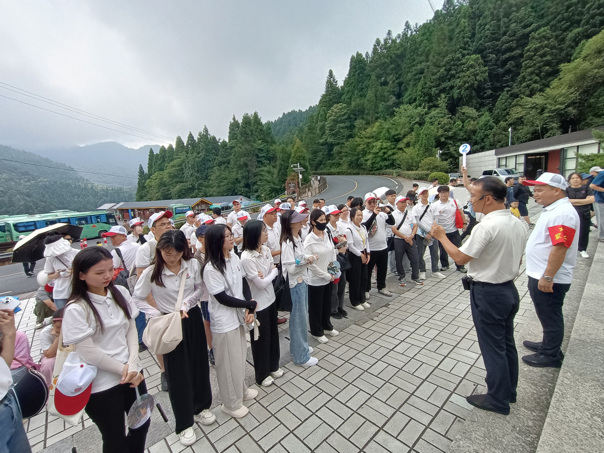 感悟革命精神,传承红色基因!