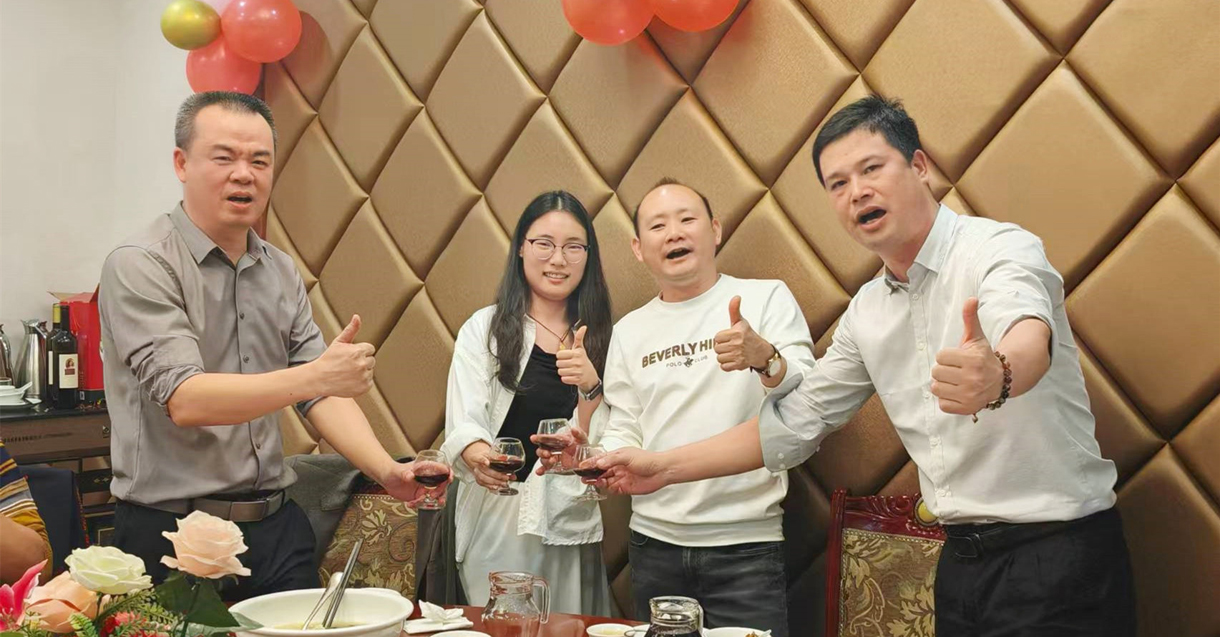 美好时光:恒盛娱乐冬季员工生日会