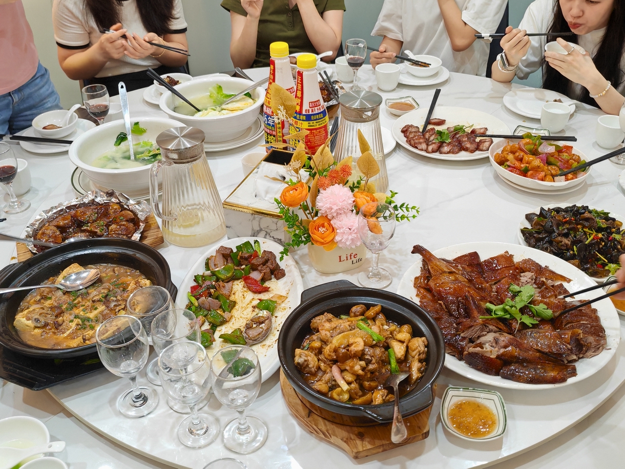 「情暖生辰,集体共庆」恒盛娱乐建设生日会暖心回顾